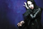 Marilyn Manson kelnerem w "Mogło być gorzej"