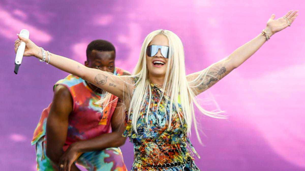 Ociekająca seksem egzotyczna Rita Ora pierwszy raz wystąpiła w Polsce! Gwiazda zaśpiewała na Orange Warsaw Festival 2019! Co tam się działo!