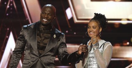 "America's Got Talent". Jurorzy mówią o występie Sary James w programie na żywo