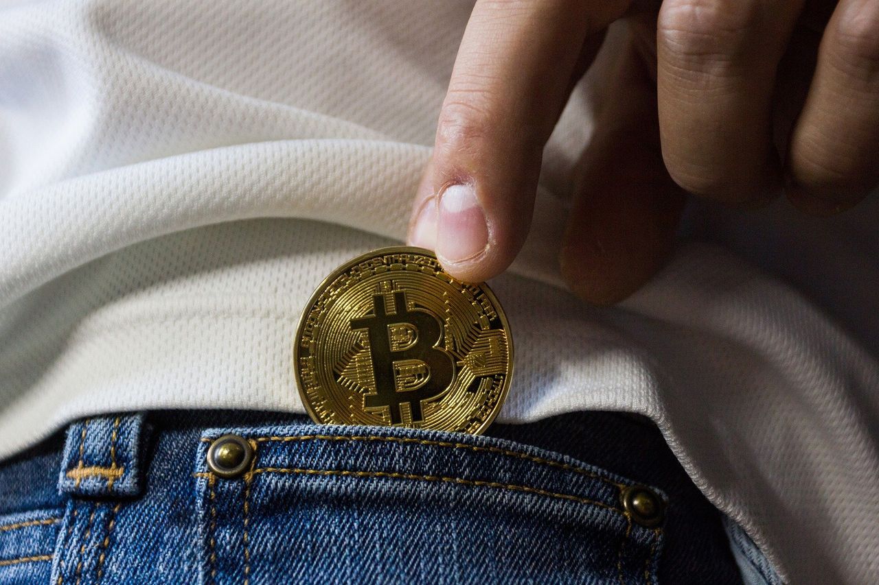Kurs Bitcoina najwyższy w historii. Dziś kopią go nawet na laptopach gamingowych