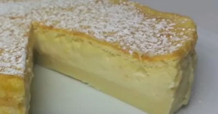 Przepis na "magiczne ciasto". Rozdziela się podczas pieczenia