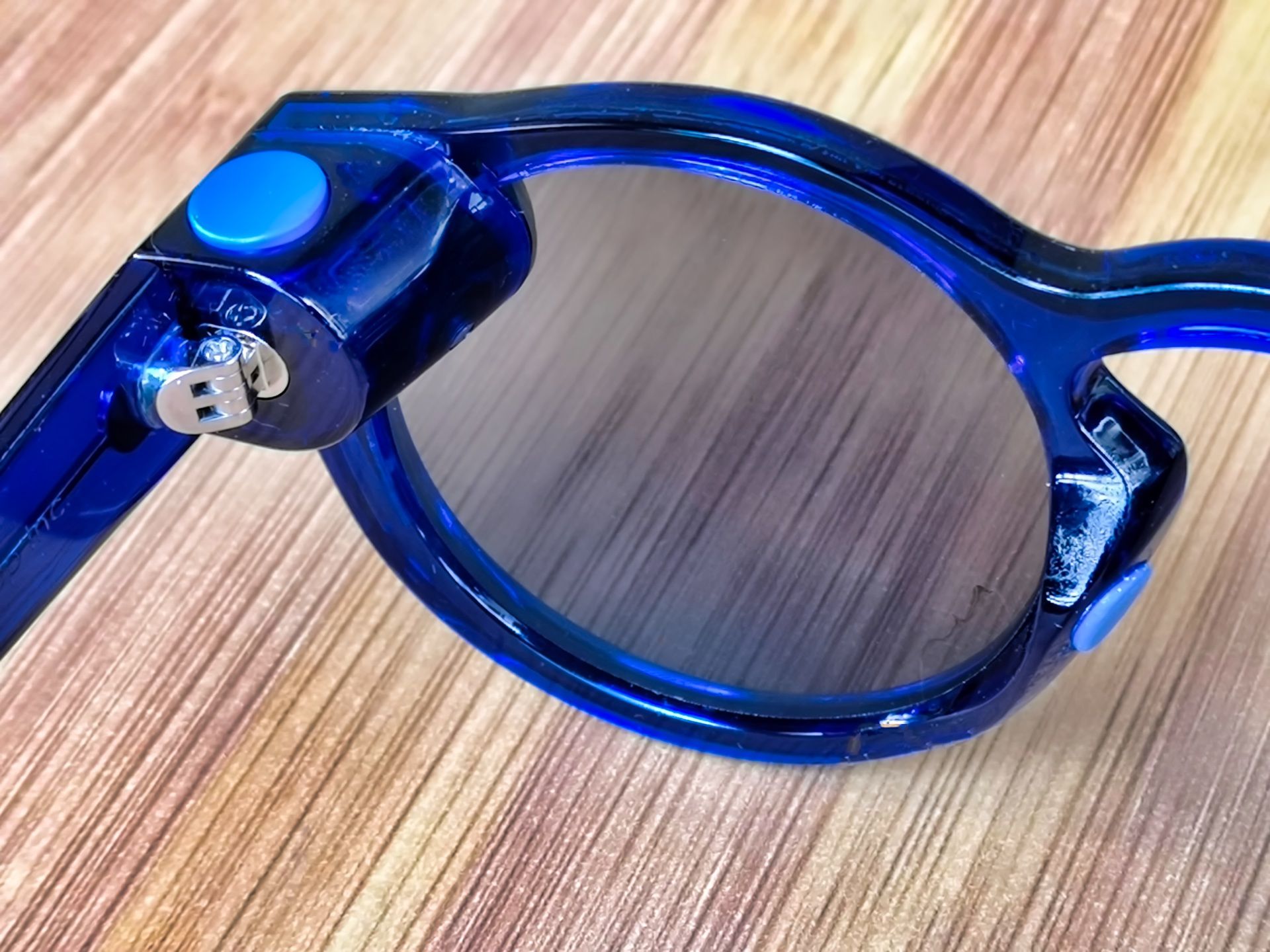 Teraz muszę ładować nawet okulary. Test Spectacles 2.0 5