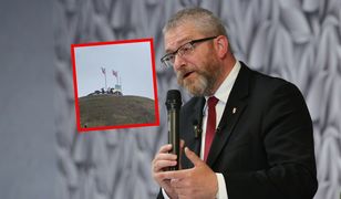 Braun zerwał ukraińską flagę z Kopca Kościuszki w Krakowie