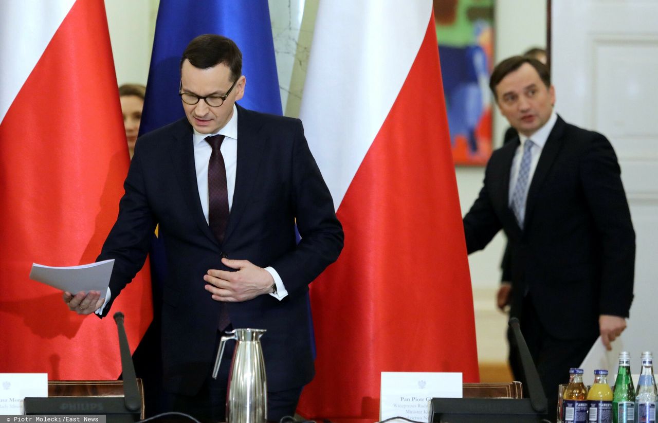 Premier Mateusz Morawiecki i minister sprawiedliwości Zbigniew Ziobro
Fot. Piotr Molecki/East News 