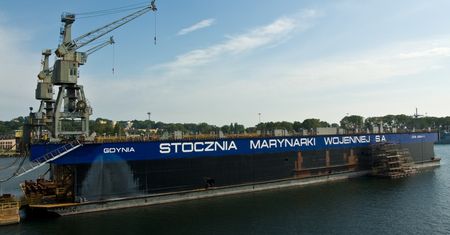 Wiceminister Brzezicki chce rozruszać przemysł okrętowy. Już znalazł na to sposób