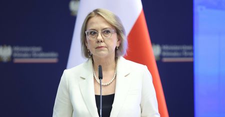"Taniej jest tylko w Bułgarii". Minister o kosztach mieszkania w Polsce