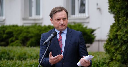 Wybory prezydenckie 2020. Zarzuty na komisji PE pod adresem Polski