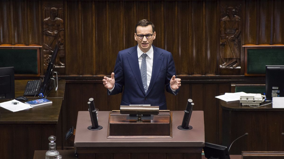 WARSAW, MAZOWIECKIE, POLAND - 2022/06/09: Prime Minister Mateusz Morawiecki speaks during a session of the Polish Sejm at the lower house of the Polish Parliament. (Photo by Attila Husejnow/SOPA Images/LightRocket via Getty Images)