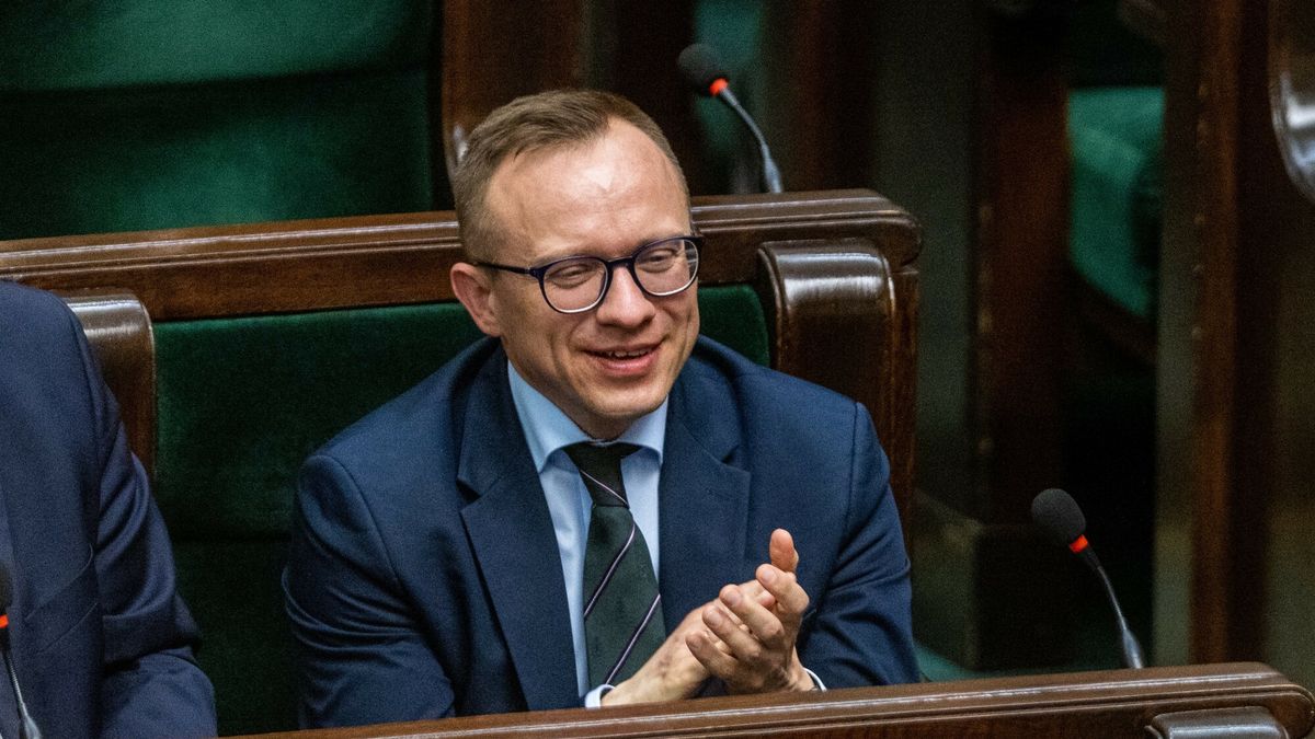 Na zdjęciu Artur Soboń w ławach sejmowych