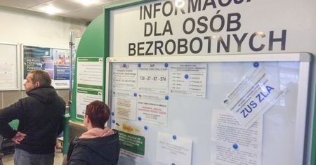 Bezrobocie cykliczne. Na czym polega i jakie są jego skutki?