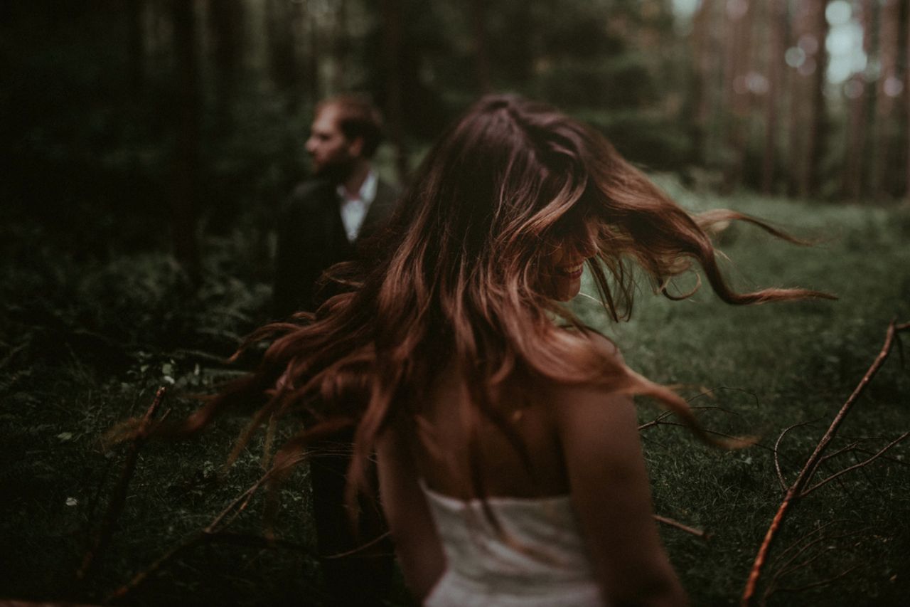 By pojawić się w spisie 30 wschodzących gwiazd fotografii ślubnej, należy się konkretnie napracować. Jurorzy oceniają talent, doświadczenie i nietuzinkowe podejście do tematu. W tegorocznej selekcji pojawiło się polskie nazwisko. Na wyróżnienie zasłużył Rafał Bojar.