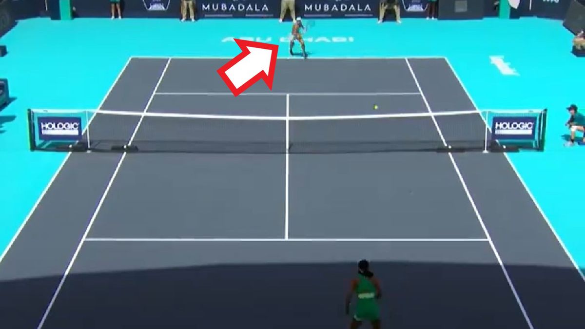 Canal Plus / Akcja z meczu Magda Linette - Alexandra Eala w Abu Zabi