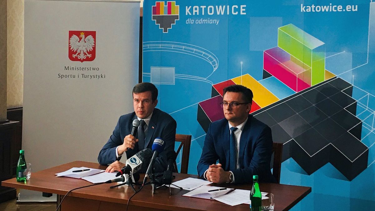 Witold Bańka (minister sportu i turystyki) oraz Marcin Krupa (prezydent Katowic)