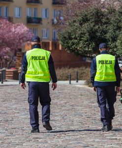 Utknął w rozgrzanym aucie. Na pomoc dziecku ruszyła matka