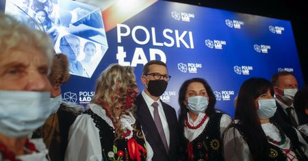 Rząd wydał na reklamę Polskiego Ładu ponad 10 mln zł. "Nie swoich pieniędzy, tylko obywateli"