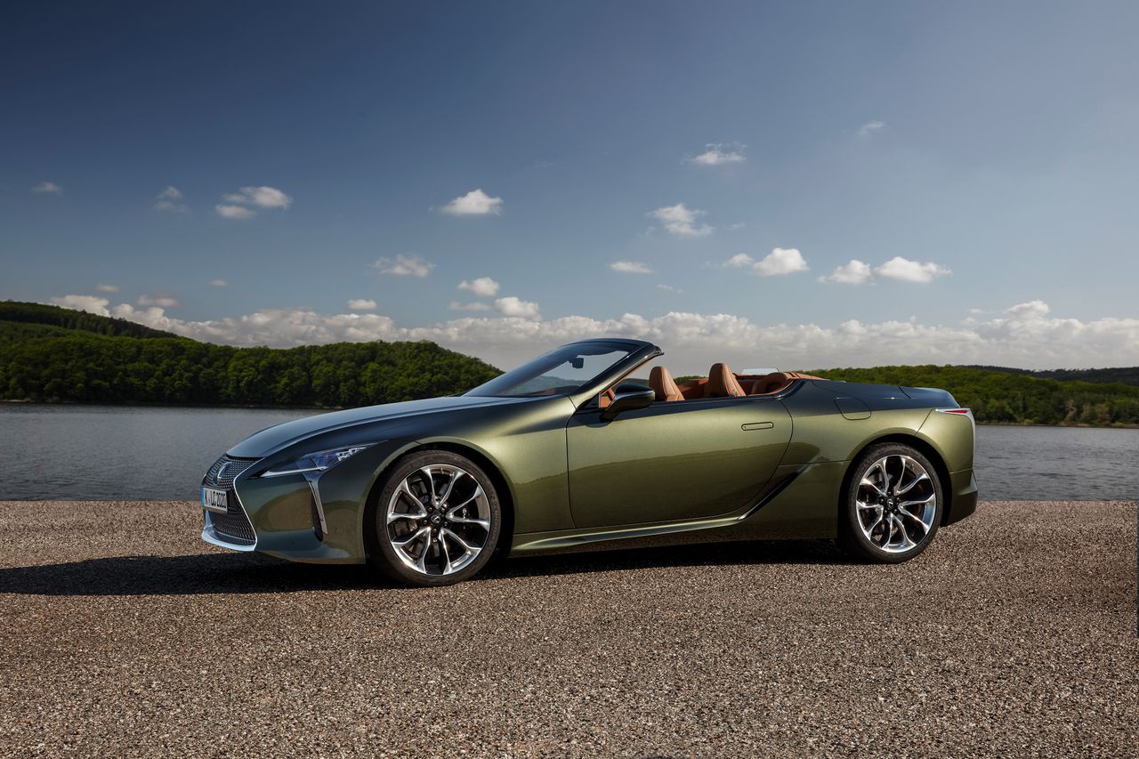 Stylowy Samochód Roku Wirtualnej Polski 2021: Lexus LC Convertible