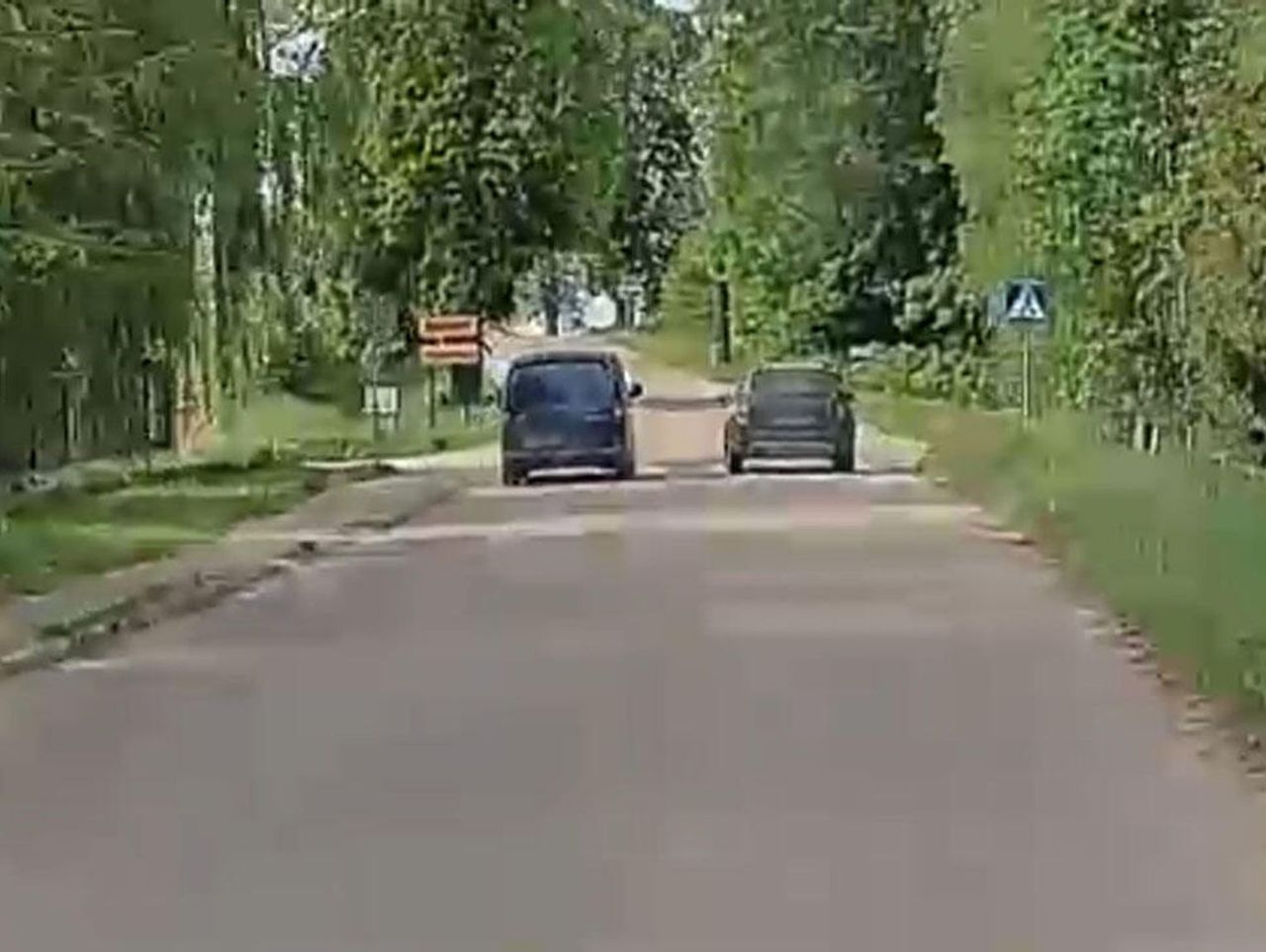 Lidzbark Warmiński: Wyprzedzał na przejściu dla pieszych. Policja dostała nagranie