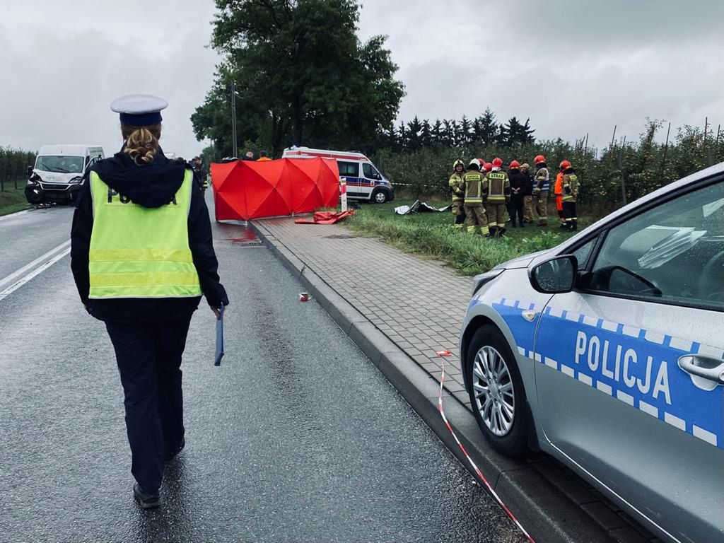 Trzech obywateli Ukrainy zginęło w zderzeniu BMW z samochodem dostawczym