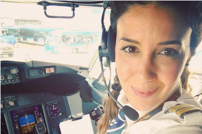 Eser Aksan Erdogan - kobieta za sterami samolotu