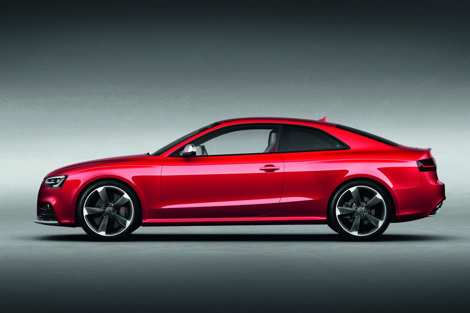 Audi-RS-5-FL-18