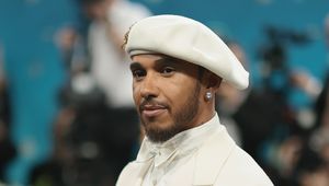 Lewis Hamilton bierze się za produkcję filmów. Umowa z miliarderem podpisana