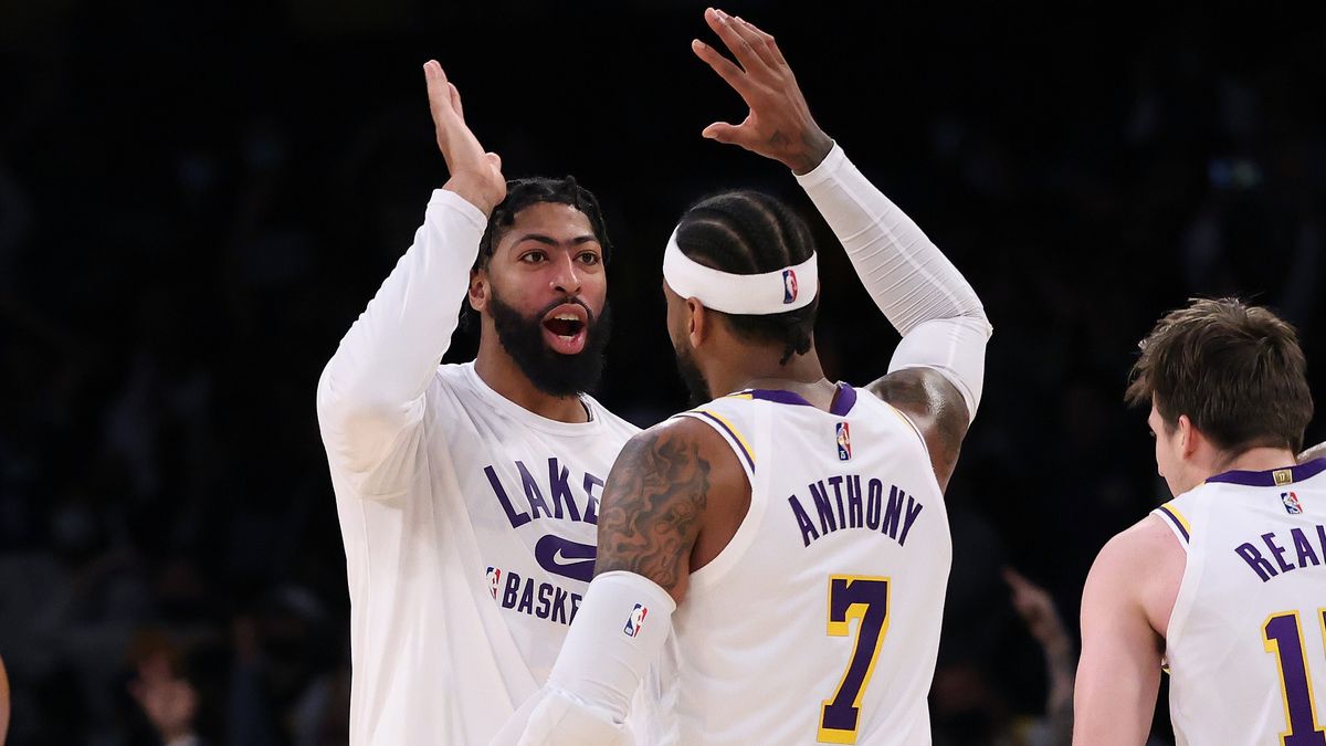 Zdjęcie okładkowe artykułu: Getty Images / Harry How / Na zdjęciu: Anthony Davis (z lewej) i Carmelo Anthony