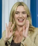 Kate Winslet kocha się z Leonardo DiCaprio przy mężu