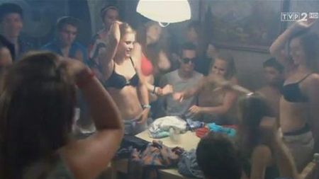 Serialowy striptiz