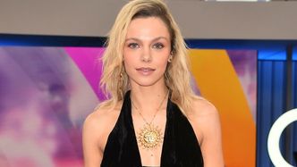 Vanessa Aleksander udzieliła wywiadu o samoakceptacji i odważyła się zapozować TOPLESS: "Coraz bardziej lubię to, jak wyglądam"