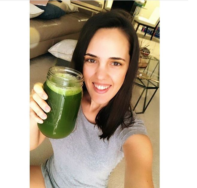 Instagramerka piła sok z selera przez 30 dni (instagram/@bealecours)