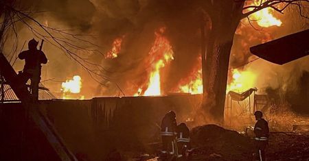 Atak dronów na Kijów. Trzy ofiary śmiertelne, w tym małe dziecko