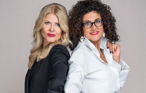 „Trójkąt polityczny” z wakacyjną przerwą. Ilu widzów miał nowy program TVP Info?