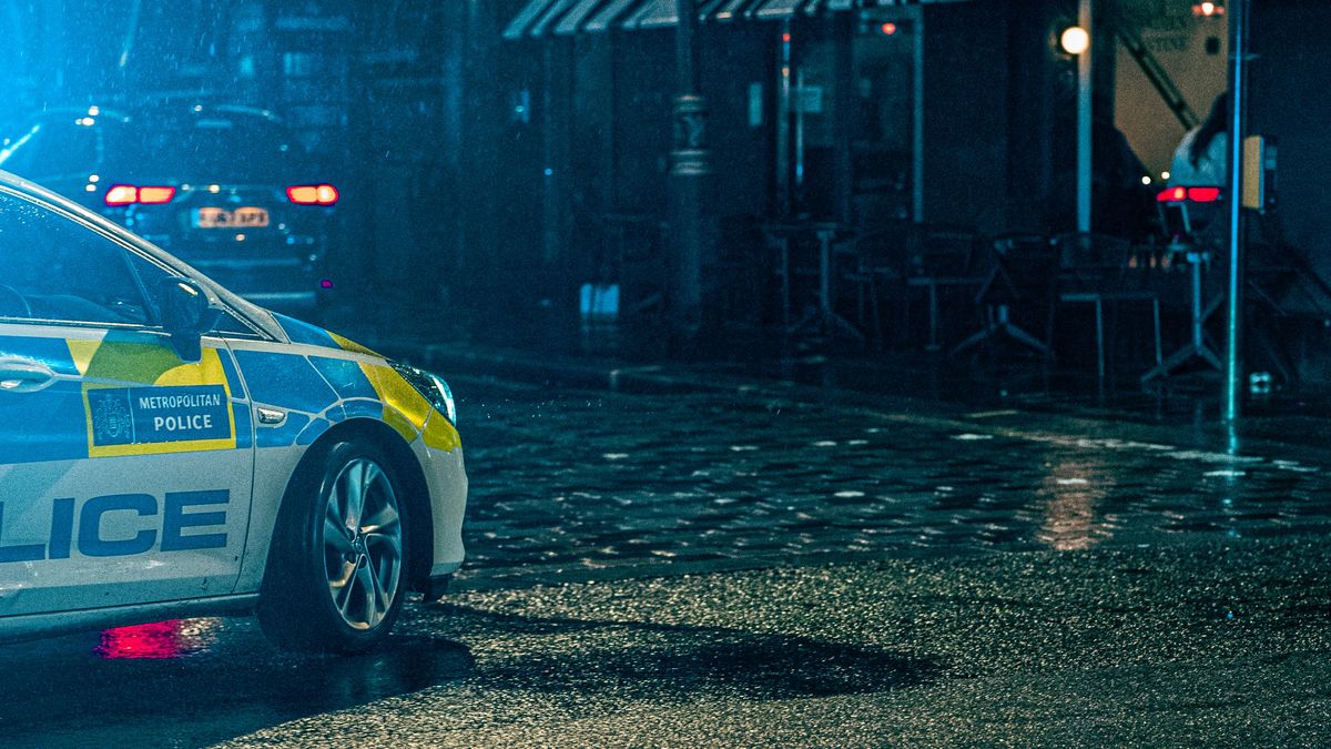 Policja w Londynie śmiertelnie postrzeliła mężczyznę. Był uzbrojony w kuszę  