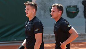 Trzech Polaków na korcie. Spotkanie trwało 80 minut