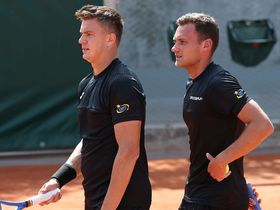 Trzech Polaków na korcie