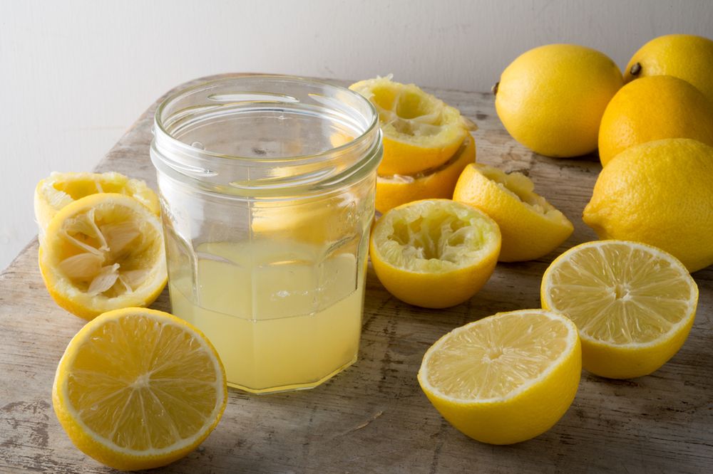 Cytryna i limonka – czy można stosować je wymiennie? Która zdrowsza?