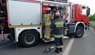 Wrocław. 5 zastępów straży pożarnej gasiło pożar w kamienicy niedaleko Rynku