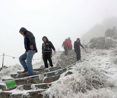 Pogoda szaleje. Śnieg, mróz. W weekend wrócą wysokie temperatury