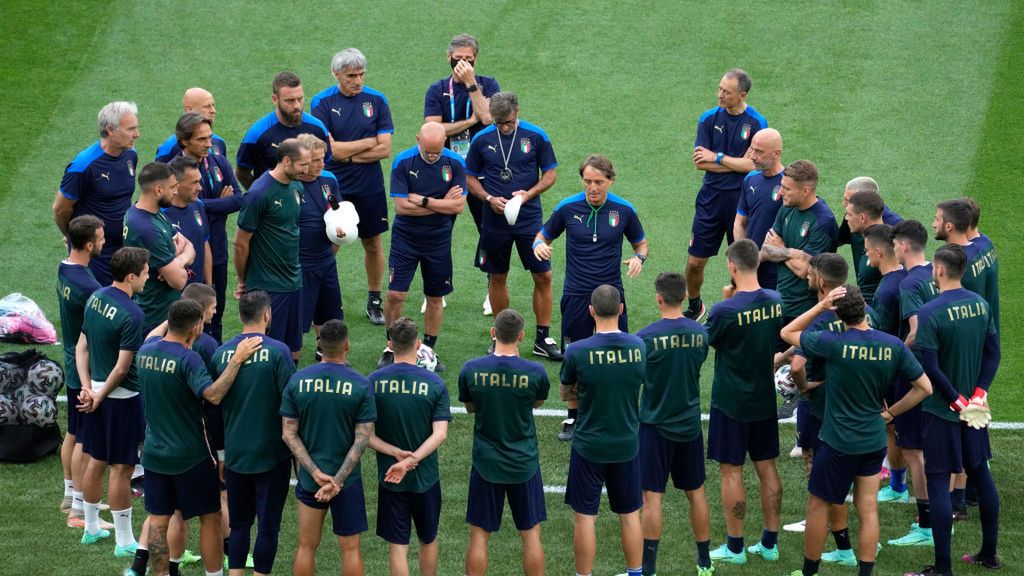 Getty Images / Andrew Medichini / Na zdjęciu: trening reprezentacji Włoch 