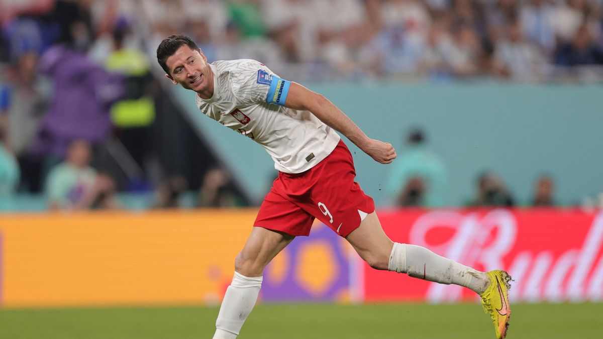 PAP/EPA / Friedemann Vogel  / Na zdjęciu: Robert Lewandowski