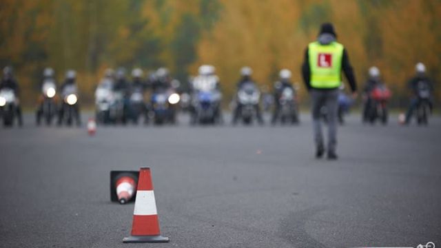 "Litr" dla początkującego motocyklisty? Nie warto próbować 1
