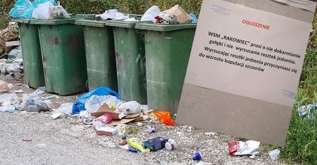 Kartka z klatki schodowej. Ogłoszenie robi furorę w internecie