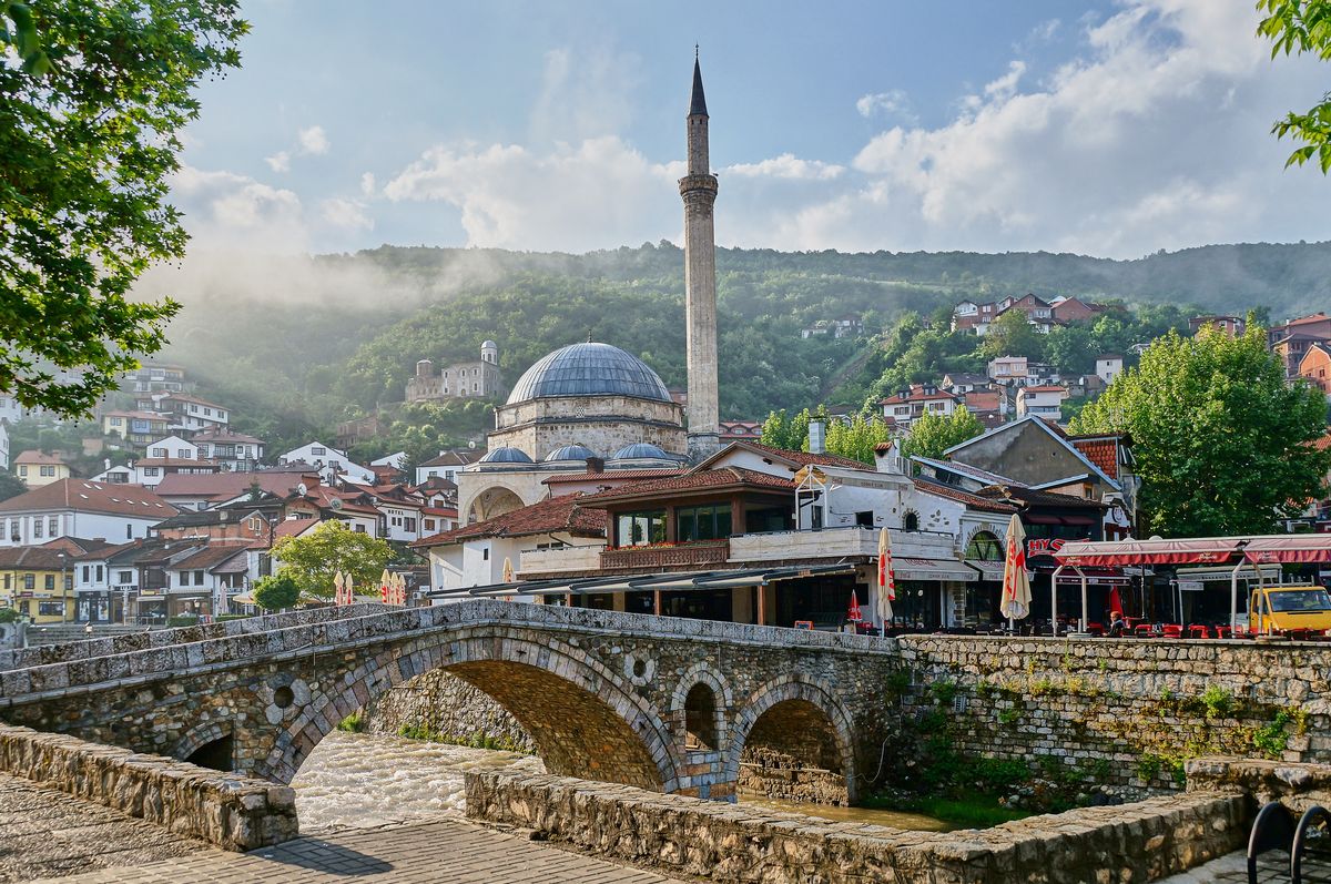Turyści nie powinni wybierać się w rejony Kosowa