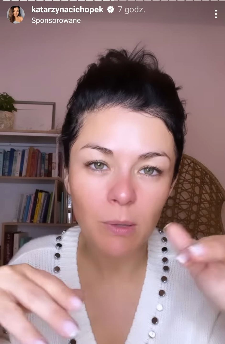 Kasia Cichopek robi makijaż