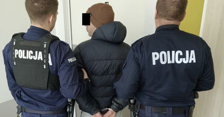 Zwłoki w wersalce. Makabryczna zbrodnia na stołecznych Bielanach