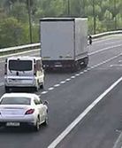 #dziejesiewmoto [128]: pod prąd na drodze krajowej, chiński garaż i wypadek motocyklisty