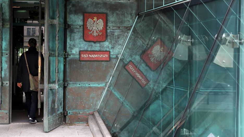Dziekani wydziałów prawa polskich uniwersytetów zmiażdżyli projekt PiS dotyczący dyscyplinowania sędziów