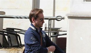 Dziennikarz TVP na lunchu. Redaktorze, nie tak łapczywie!