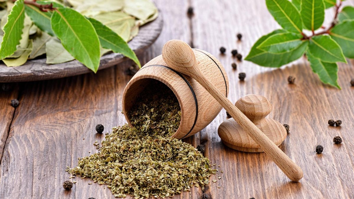 Majeranek to przyprawa, która wykazuje wiele właściwości leczniczych