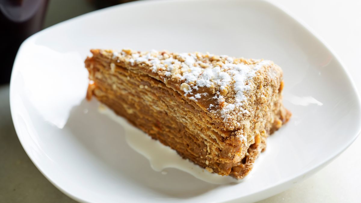 Bałkanka, ciasto bez pieczenia, które robi furorę.